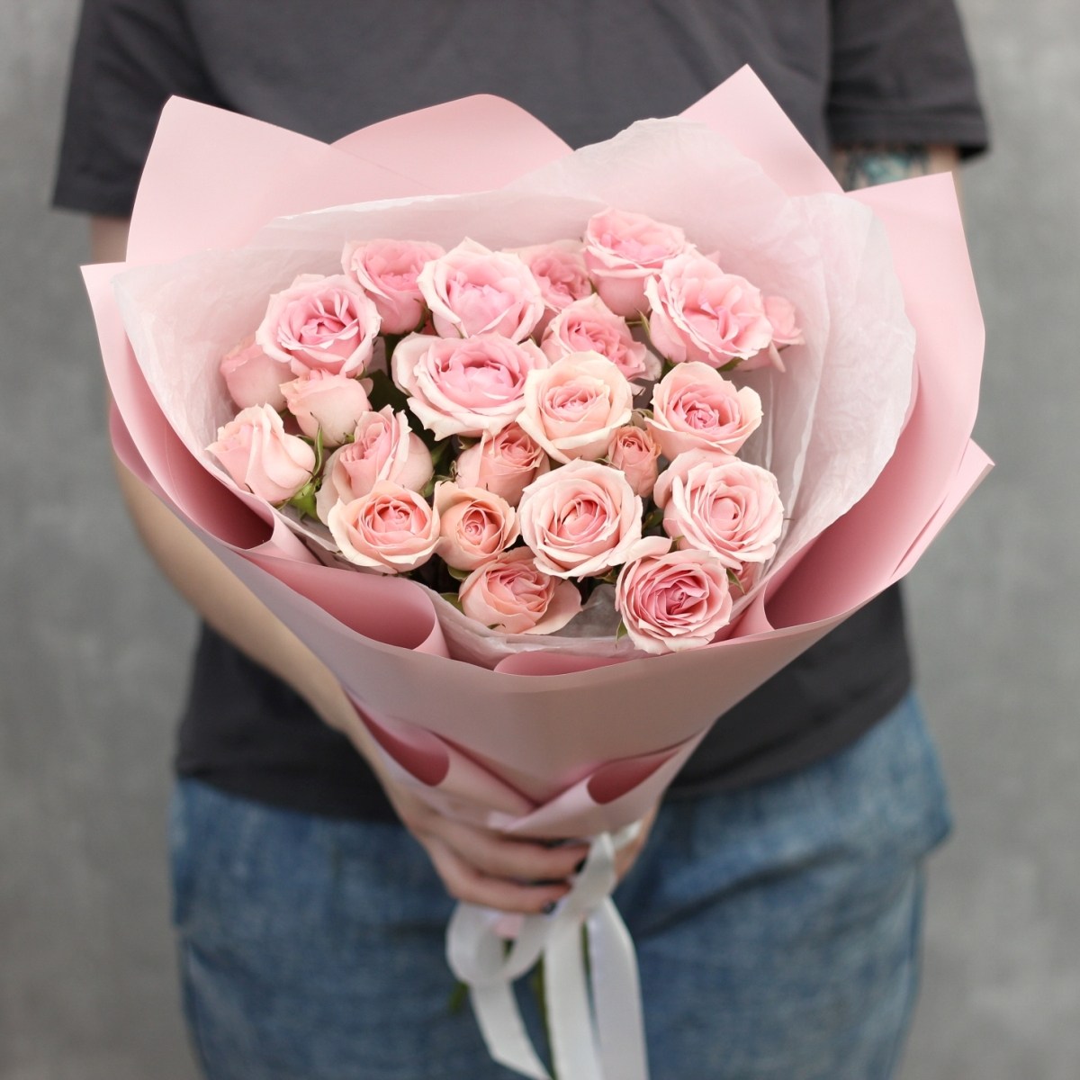 buket kustovyh roz 3